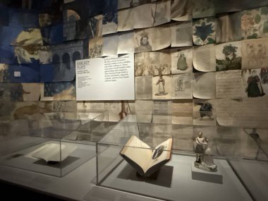 WASHINGTON DC - 5 Temmuz 2025 'te Washington' daki Folger Shakespeare Kütüphanesi 'nde sergi.