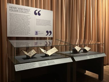 WASHINGTON DC - 5 Temmuz 2025 'te Washington' daki Folger Shakespeare Kütüphanesi 'nde sergi.