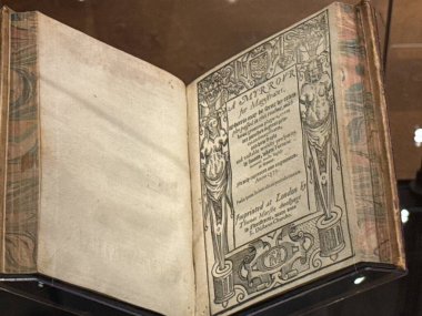 WASHINGTON DC - 5 Temmuz 2025 'te Washington' daki Folger Shakespeare Kütüphanesi 'nde sergi.