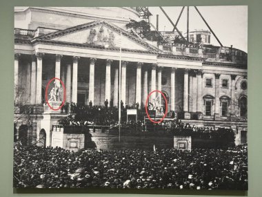 WASHINGTON DC - 5 Temmuz 2025 'te Washington' daki Smithsonian Amerikan Sanat Müzesi 'nde sergi.