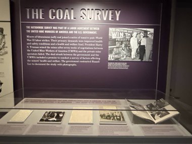 WASHINGTON DC - 6 Temmuz 2025 'te Washington DC' deki ABD Arşivleri 'nde sergi.