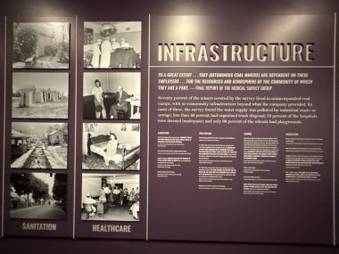 WASHINGTON DC - 6 Temmuz 2025 'te Washington DC' deki ABD Arşivleri 'nde sergi.