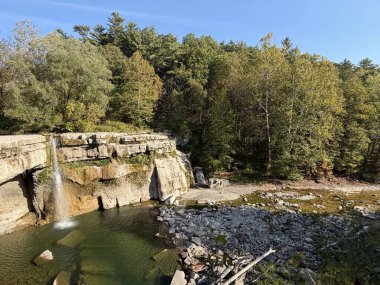 Lansing, New York 'taki Ludlowville Şelalesi