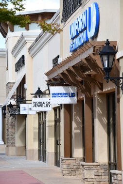 1 Temmuz 2021 'de Kuzey Carolina' da Charlotte Premium Prizleri 'nde görüldü..