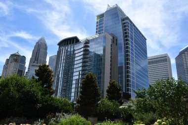 1 Temmuz 2021 'de Kuzey Carolina' da Charlotte 'un Skyline' ı görüldü..