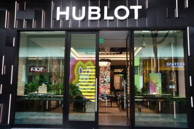 Honolulu 'daki Ala Moana Center alışveriş merkezindeki Hublot mağazası 22 Ağustos 2022' de Hawaii 'deki Oahu adasında görüldü..