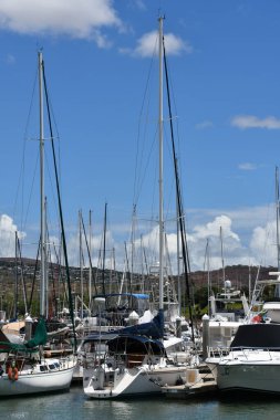 KAPOLEI HI - 22 AUG 2022 'de Oahu, Hawaii' deki Kapolei 'de Ko Olina Marina' da görüldü..