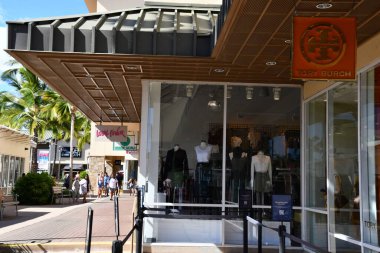 WAIPAHU - 21 AUG: Waikele Premium Outlets Hawaii 'nin Oahu adasında, 21 Ağustos 2022' de görüldüğü gibi.