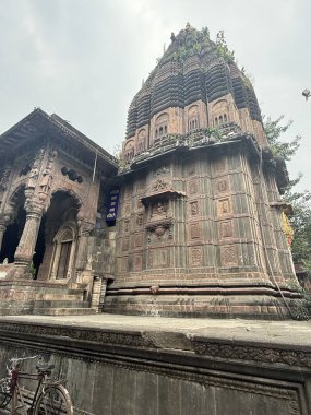 Indore, Madhya Pradesh, Hindistan 'da Krishnapura Chhatris, 9 Ekim 2024' te görüldüğü gibi.