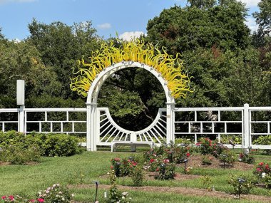 ST LOUIS MO - 9 Temmuz 2023 'te Missouri Botanik Bahçesinde Dale Chihuly sergisi açıldı..