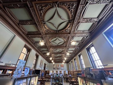 ST LOUIS MO - 9 Temmuz 2023 'te St. Louis Halk Kütüphanesi sisteminin bir parçası olan Merkez Kütüphane, St. Louis, Missouri' de görüldü..