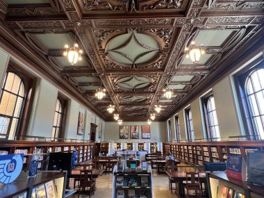 ST LOUIS MO - 9 Temmuz 2023 'te St. Louis Halk Kütüphanesi sisteminin bir parçası olan Merkez Kütüphane, St. Louis, Missouri' de görüldü..