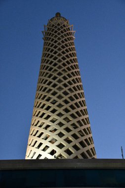 CAIRO, EGYPT - 21 Aralık 2022 'de Mısır' daki Kahire Kulesi.