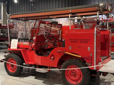 PHOENIX AZ - 25 Kasım 2025 'te Phoenix, Arizona' daki Ateş Savaşları Müzesi 'nde sergi.