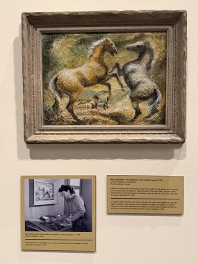 SCOTTSDALE AZ - 25 Kasım 2025 'te Scottsdale, Arizona' daki Scottsdales Müzesi 'nde Batı Ruhu' nda sergi.