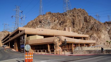 Nevada ve Arizona sınırında hoover Barajı