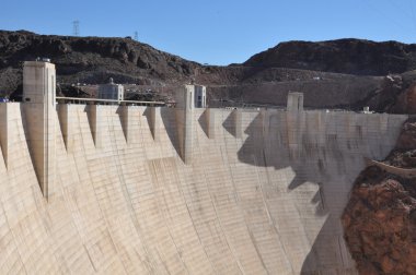 Nevada ve Arizona sınırında hoover Barajı