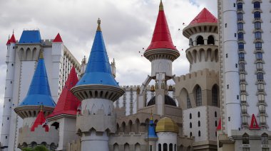 Excalibur Hotel and Casino Las Vegas kuleleri