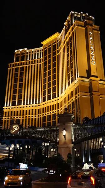 Готель palazzo розкішний готель і казино курорту в Лас-Вегасі — стокове фото