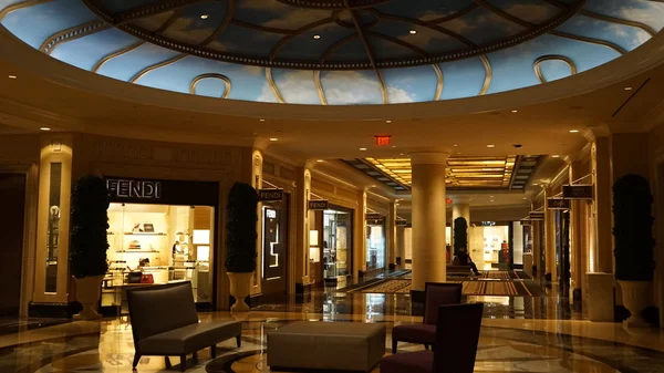 The Palazzo luxury hotel and casino resort in Las Vegas — Stock Photo, Image
