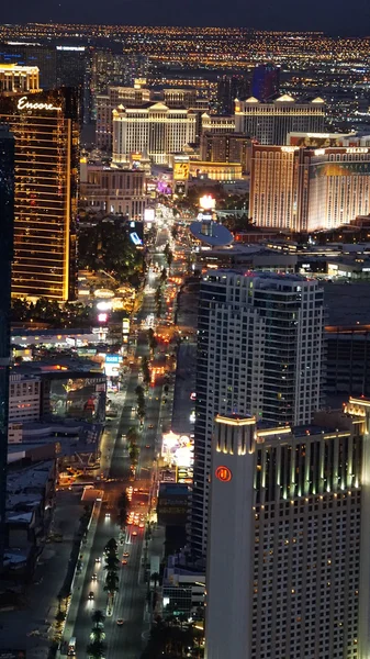 Vista nocturna desde la Torre de la Estratosfera en Las Vegas, Nevada — Foto de Stock