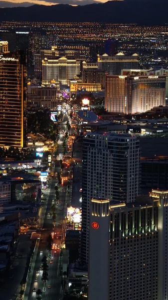 Nacht uitzicht vanaf de Stratosphere Tower in Las Vegas, Nevada — Stockfoto