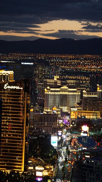 Nattvisning från Stratosphere Tower i Las Vegas, Nevada — Stockfoto