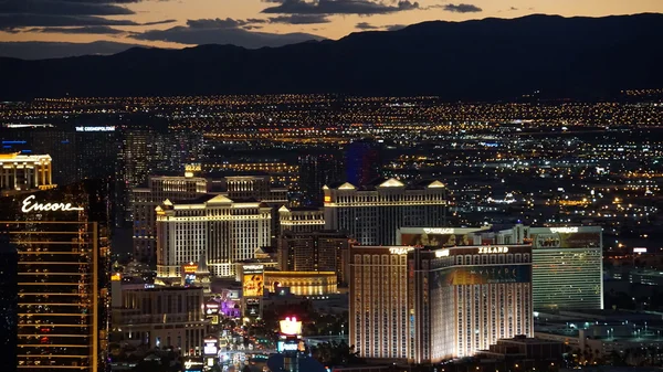 Nacht uitzicht vanaf de Stratosphere Tower in Las Vegas, Nevada — Stockfoto