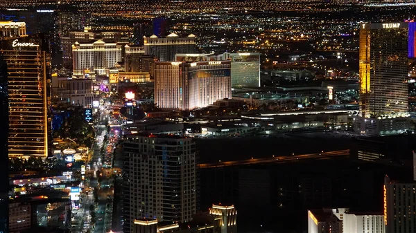 Nacht uitzicht vanaf de Stratosphere Tower in Las Vegas, Nevada — Stockfoto