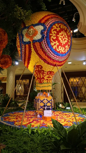 Instalación de flores de Preston Bailey en el Hotel Wynn en Las Vegas — Foto de Stock
