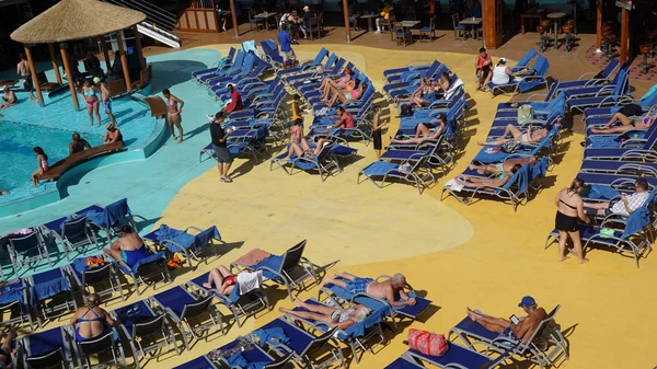 Poolside on the Carnival Breeze — Stock Photo, Image