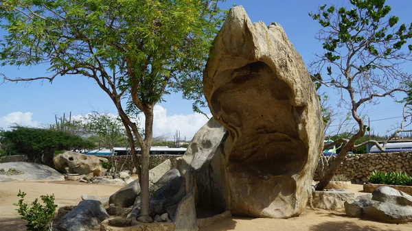 アルバの Casibari 岩の形成 — ストック写真