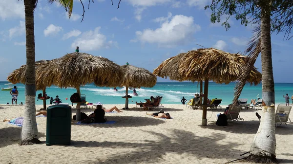 Playa de águila en Aruba — Foto de Stock