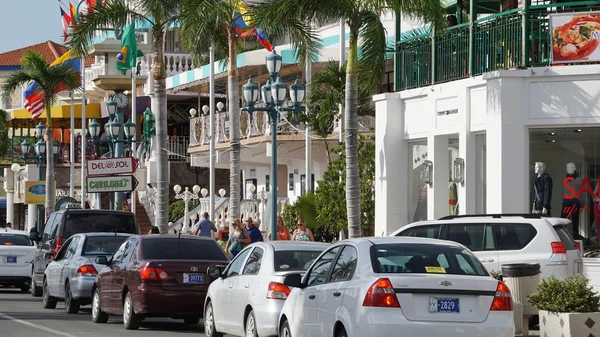 Lloyd G. Smith Boulevard ad Aruba — Foto Stock