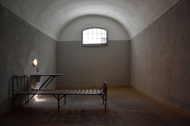 Peter ve Paul fortress Petersburg karanlık hapishane hücresinde