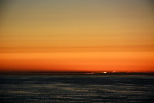 Solnedgång vid Stilla havet — Stockfoto