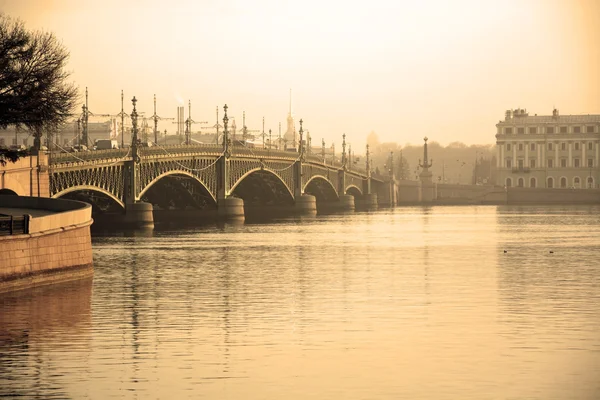 Trinity Bridge at Saint-Petersburg — Stock Photo, Image