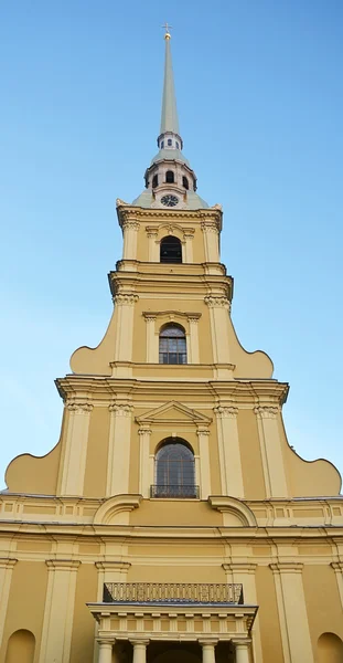 Peter and Paul cathedral in Saint-Petersburg — Stock Photo, Image