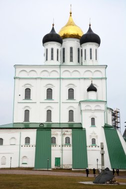 Pskov şehirdeki ünlü Trinity Katedrali