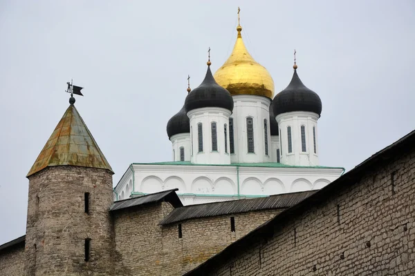 ロシア ・ プスコフのクレムリン — ストック写真