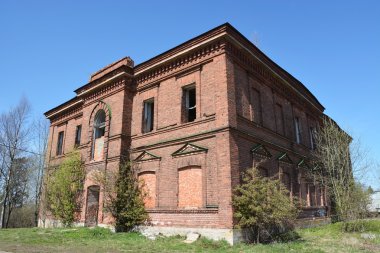 staraya ladoga eski ve terk edilmiş binada