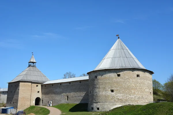 Starobylé pevnosti v městě Staraya Ladoga — Stock fotografie
