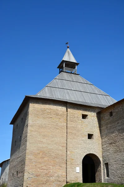 Starobylé pevnosti v městě Staraya Ladoga — Stock fotografie