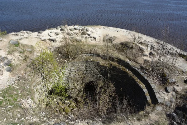 Ruines de l'ancienne forteresse de Staraya Ladoga — Photo