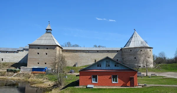 Antigua fortaleza en Staraya Ladoga —  Fotos de Stock