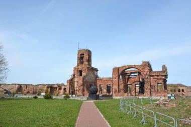 Cathedral St. John Baptist kalıntıları