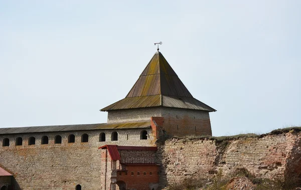 Torre Gosudareva de la fortaleza en la ciudad de Shlisselburg — Foto de Stock