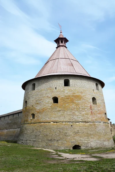 Torre Golovina da fortaleza na cidade de Shlisselburg — Fotografia de Stock