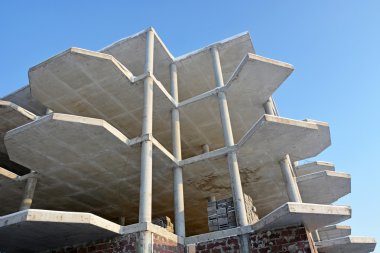 Ev mavi gökyüzü arka plan-inşaat kavramı ile inşa