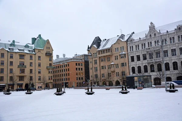 Helsinki, Finnland - 9. Januar 2016: Helsinkis Straßen zur Weihnachtszeit — Stockfoto
